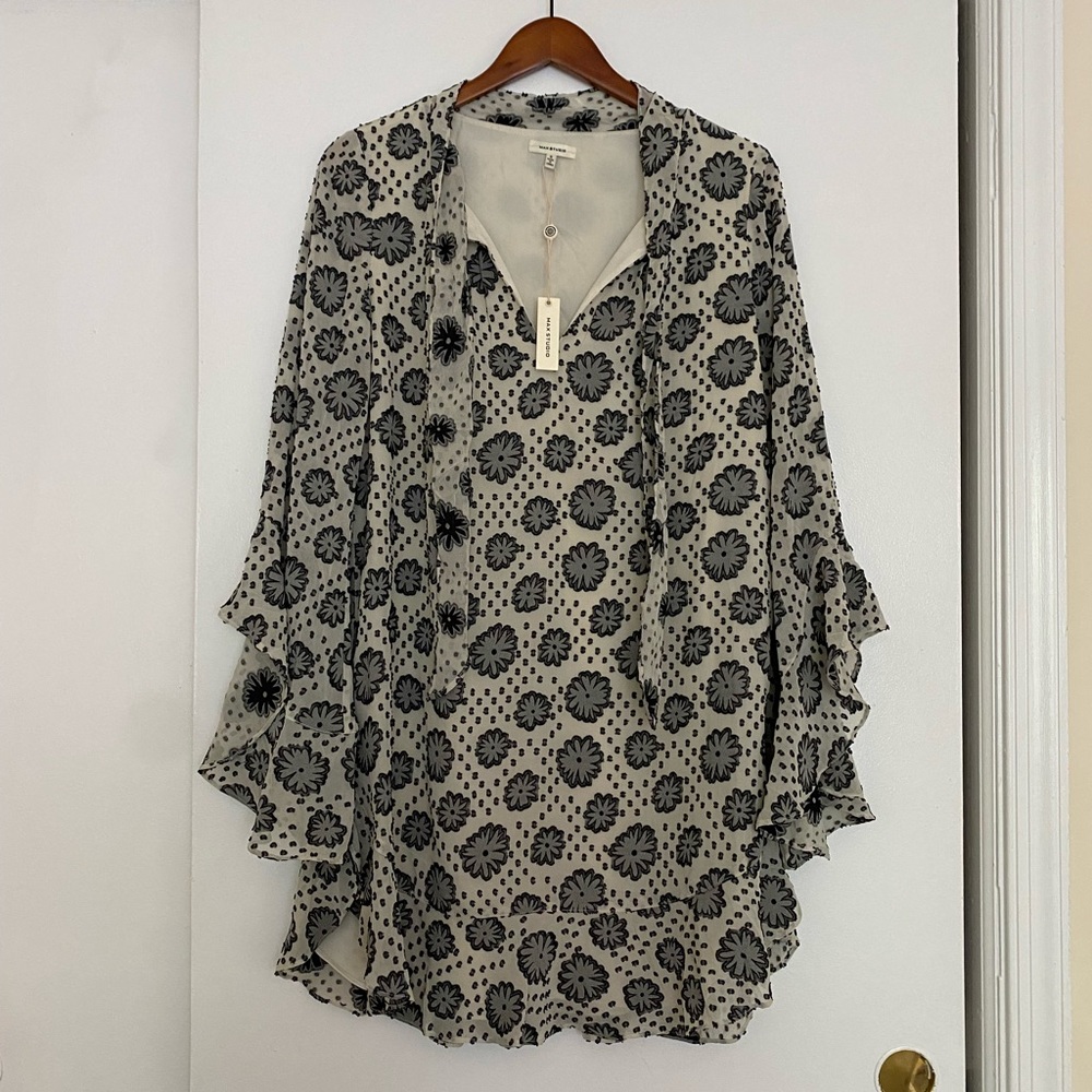 NWT- MAXSTUDIO Floral Cream & Black Flowy Dress